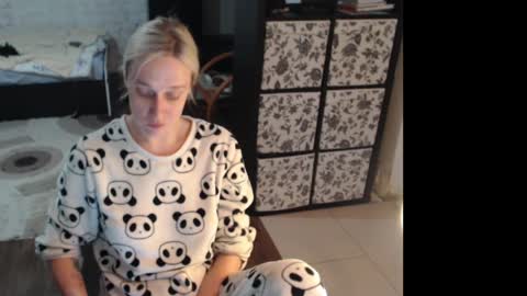 Sasha online show from June 9, 10:27 am