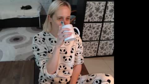 Sasha online show from June 20, 11:24 am