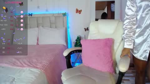 Tania online show from December 21, 8:10 pm