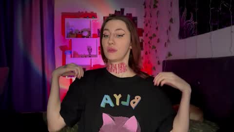 Snapshot of ms_ditaa chatting on November 20, 6:24 am Dita online show from November 20, 6:24 am