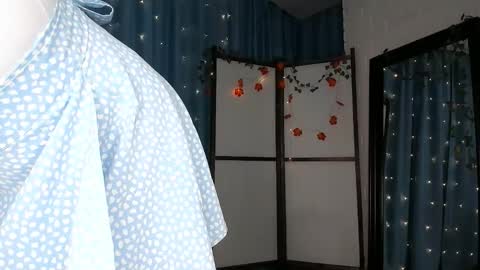 Snapshot of ms_evasweet chatting on November 15, 12:34 pm Eva 3 online show from November 15, 12:34 pm