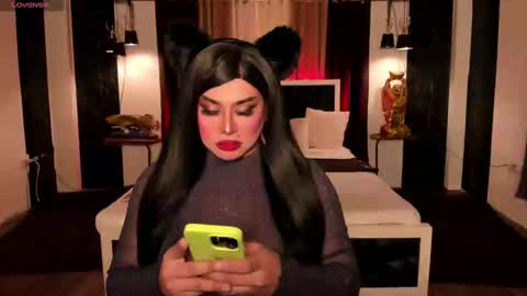 Samantha online show from December 9, 11:47 am