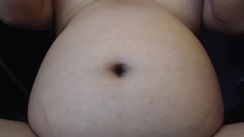 Snapshot of ms_millie11 chatting on February 21, 6:36 am Millie online show from February 21, 6:36 am