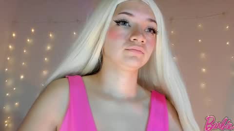 Annabelle  online show from January 18, 2:10 pm