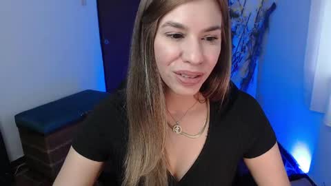 Snapshot of ms_sofiax chatting on April 16, 9:39 pm Sofia online show from April 16, 9:39 pm