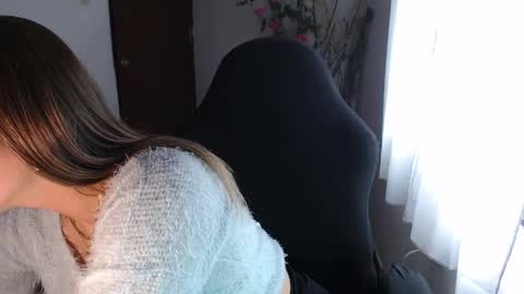 Snapshot of ms_sofiax chatting on April 23, 6:32 pm Sofia online show from April 23, 6:32 pm