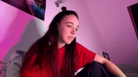ms_sophiee online show from February 26, 6:40 pm