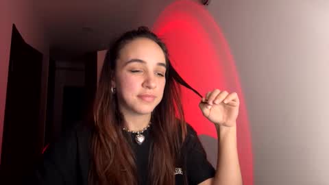 ms_sophiee online show from March 5, 10:06 pm