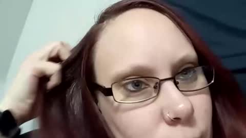 melissa online show from February 4, 3:51 pm