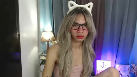 andrea online show from May 3, 11:22 pm