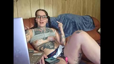 Msbutcher online show from January 17, 4:22 pm