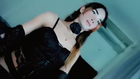 mscherry_ online show from February 20, 10:10 pm