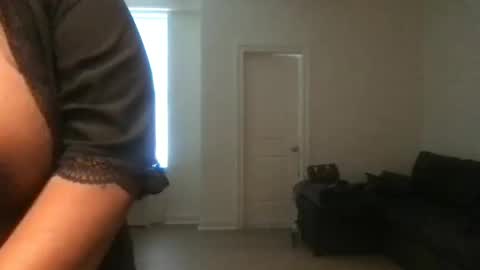 Chocolate  Candy   Stick online show from December 25, 9:00 pm