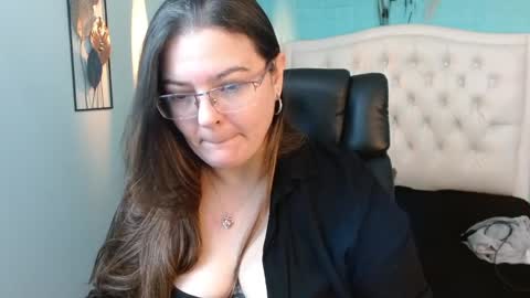 Snapshot of msjossie chatting on March 31, 2:24 am Jossie online show from March 31, 2:24 am