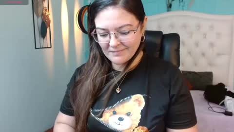 Snapshot of msjossie chatting on April 16, 3:51 am Jossie online show from April 16, 3:51 am