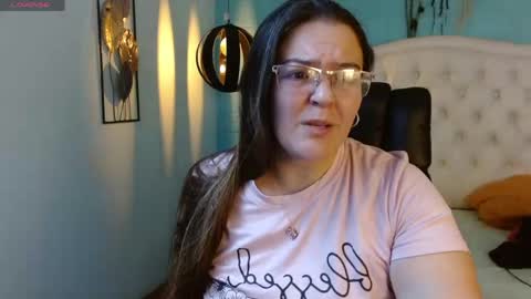 Snapshot of msjossie chatting on May 1, 3:33 am Jossie online show from May 1, 3:33 am