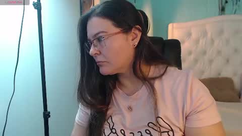 Jossie online show from July 8, 3:00 am