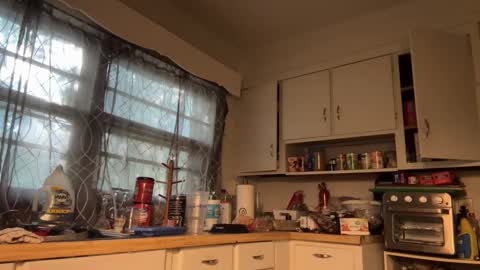 mskitty000 online show from September 15, 9:37 pm