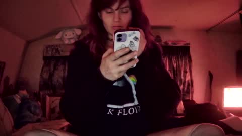 Mallow online show from December 4, 5:49 am