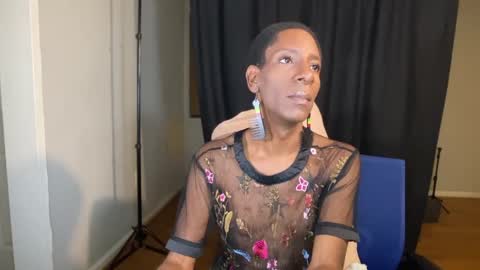 Merlin Mystique online show from December 16, 11:43 pm