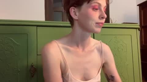 Snapshot of msprissylynx chatting on October 6, 1:14 am Adela Rose MsPrissyLynx online show from October 6, 1:14 am