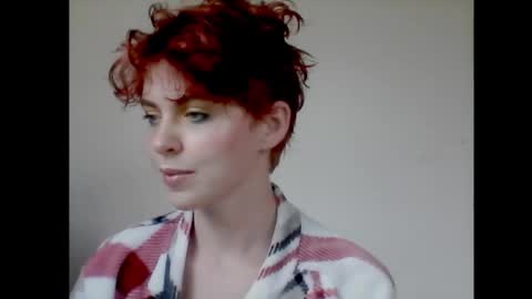 Snapshot of msprissylynx chatting on October 29, 3:36 pm Adela Rose MsPrissyLynx online show from October 29, 3:36 pm