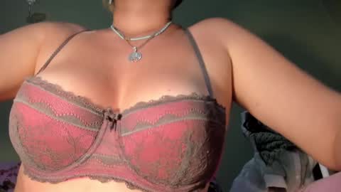 MsPurrfectLove online show from January 19, 2:36 am