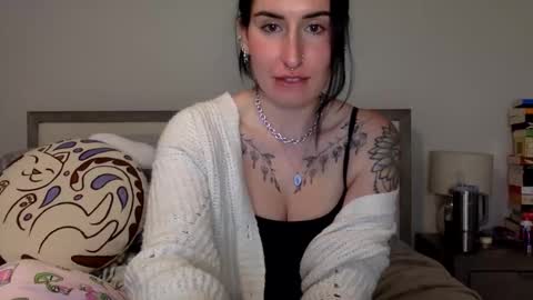 Snapshot of msrubyhayes chatting on April 6, 2:31 am Ruby online show from April 6, 2:31 am