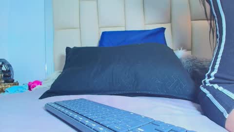 FERNANDA 3 online show from December 17, 3:23 am