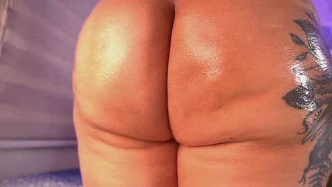 Manuela  online show from January 30, 6:13 am