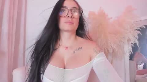Chloe new account online show from June 17, 6:53 pm