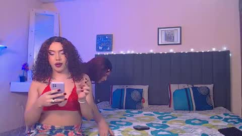 Snapshot of msspenelopedick chatting on October 15, 3:50 am Aaron  And Alex online show from October 15, 3:50 am