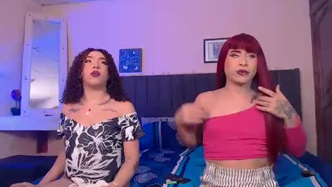 Snapshot of msspenelopedick chatting on October 21, 7:53 am Aaron  And Alex online show from October 21, 7:53 am