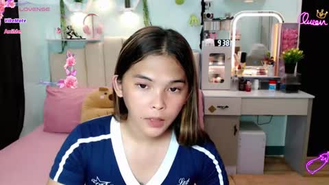 tefany online show from February 10, 1:37 pm