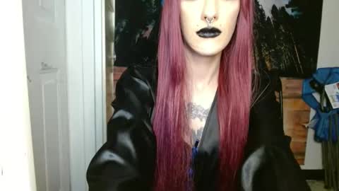 Snapshot of msvioletx chatting on March 6, 12:43 am MsVioletx online show from March 6, 12:43 am