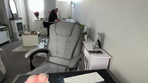 mtb1697 online show from October 6, 8:56 am