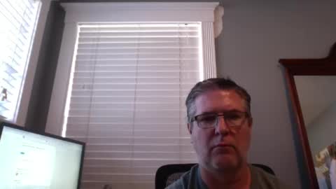 Snapshot of mtbrdr76 chatting on February 20, 8:53 pm Fun time Daddy online show from February 20, 8:53 pm