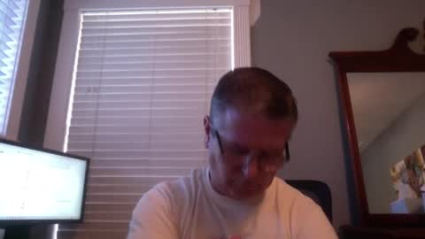 Snapshot of mtbrdr76 chatting on March 6, 11:34 pm Fun time Daddy online show from March 6, 11:34 pm