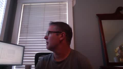 Snapshot of mtbrdr76 chatting on March 16, 7:29 pm Fun time Daddy online show from March 16, 7:29 pm