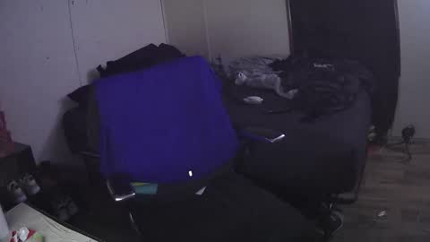 Snapshot of muffdiver718 chatting on March 16, 3:34 am Muffdiver online show from March 16, 3:34 am