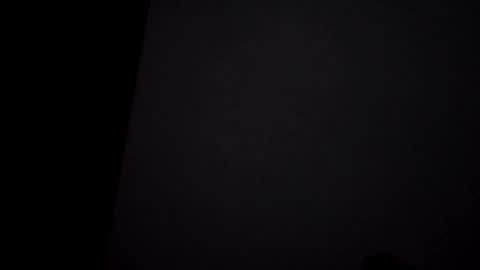 Snapshot of muffdiver718 chatting on March 18, 8:50 am Muffdiver online show from March 18, 8:50 am