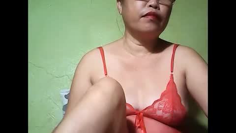 muffy_bunny online show from May 26, 6:59 pm