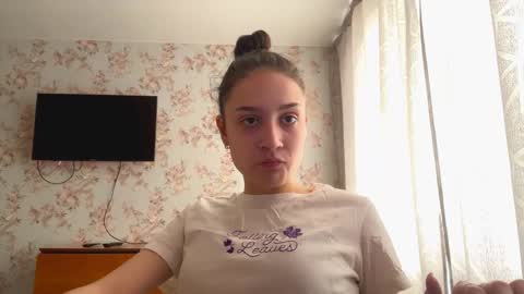 Tia online show from February 22, 7:08 am