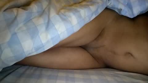 Snapshot of mulato44 chatting on December 29, 5:44 pm Laly online show from December 29, 5:44 pm