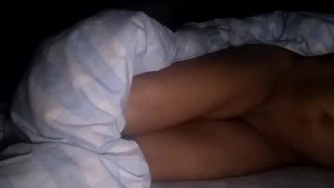 Snapshot of mulato44 chatting on February 13, 6:59 pm Laly online show from February 13, 6:59 pm