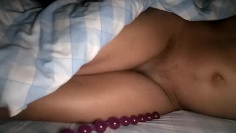 Snapshot of mulato44 chatting on February 21, 6:48 pm Laly online show from February 21, 6:48 pm