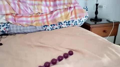 Snapshot of mulato44 chatting on September 18, 8:05 am Laly online show from September 18, 8:05 am