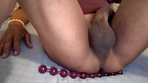 Snapshot of mulato44 chatting on November 21, 9:19 am Laly online show from November 21, 9:19 am