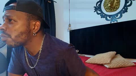 Snapshot of muller_asher chatting on September 14, 8:19 pm Muller Asher online show from September 14, 8:19 pm