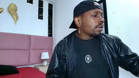 Snapshot of muller_asher chatting on September 19, 3:41 am Muller Asher online show from September 19, 3:41 am